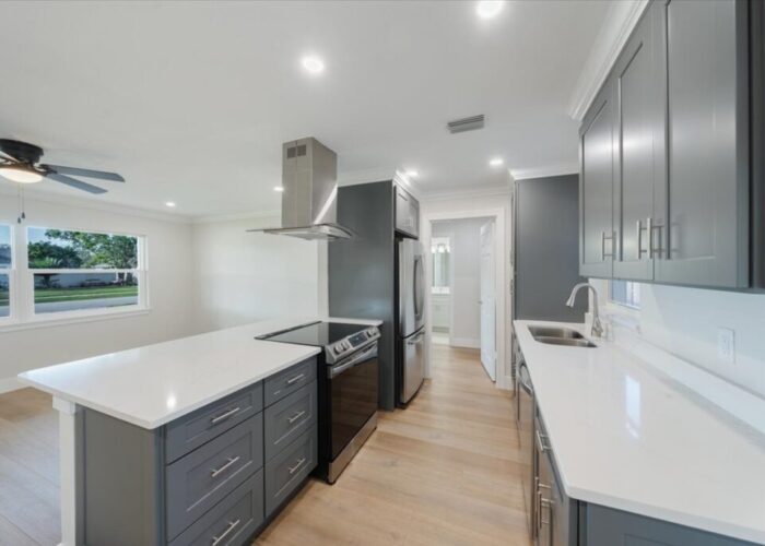 04-3372PoincianaStNaples,FL34105-DannielaSecu-15